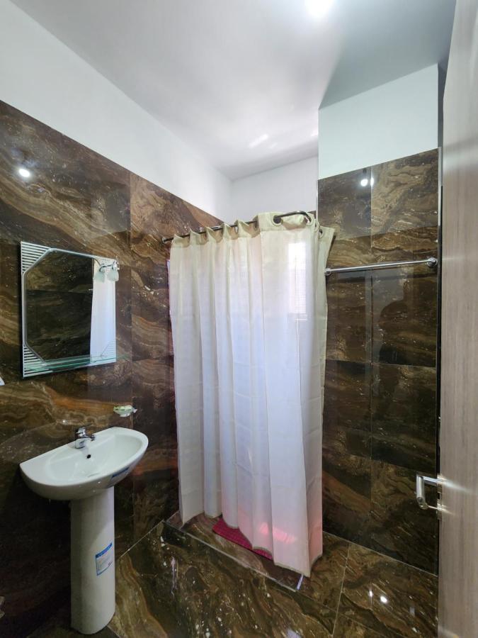 Brana Apartments Sarandë エクステリア 写真